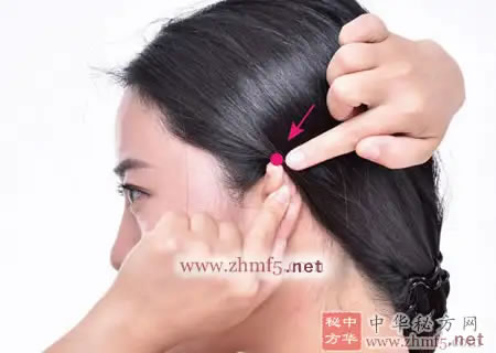 耳尖穴的准确位置图